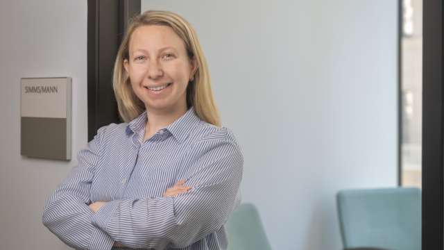 Danielle Siegel is a social worker with the Simms/Mann UCLA Center for Integrative Oncology.