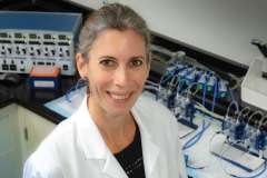 Dr. Muriel Larauche