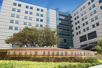 Ronald Reagan UCLA Medical Center exterior with signage