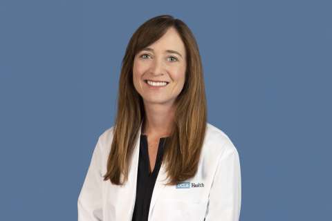headshot of Dr. Alexis LeVee.
