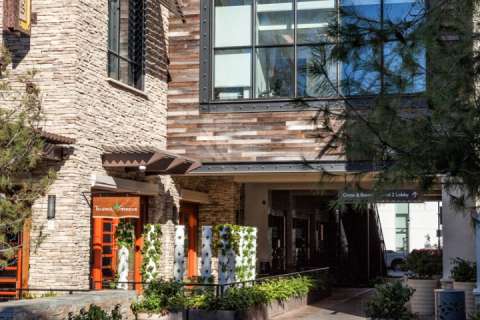 UCLA Health Woodland Hills