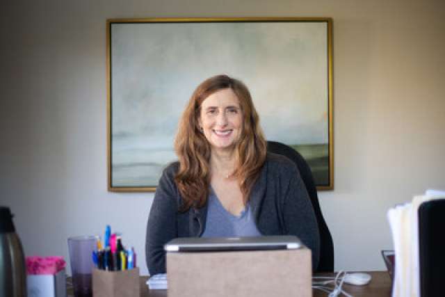 Diana Winston