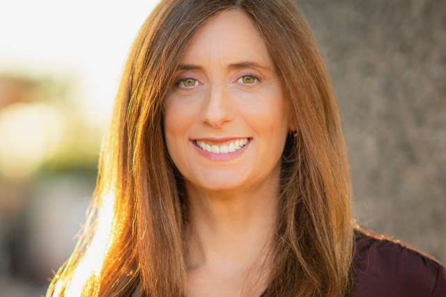 Diana Winston