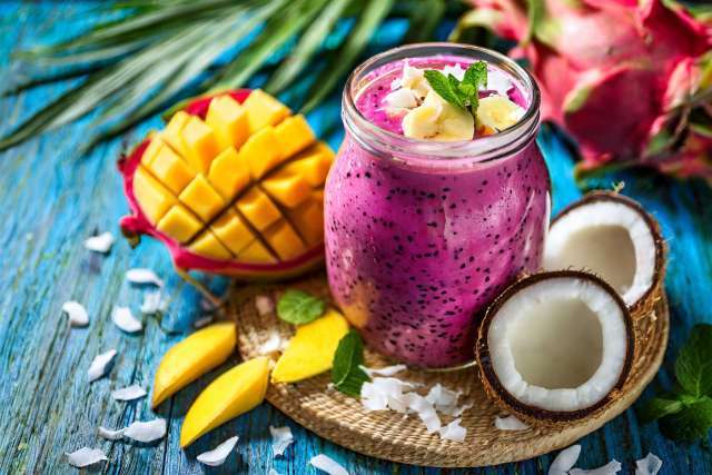 Dragon fruit smoothie