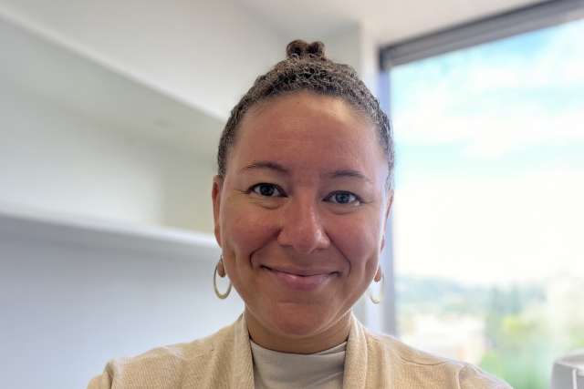 Dr. Tiki Hayes 