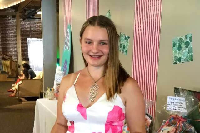 Cupcakes for Cancer founder Makenna Liess