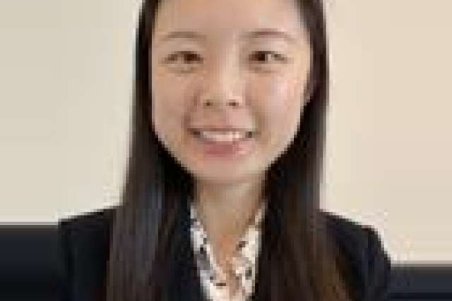 suyee_20headshot_202025.jpg