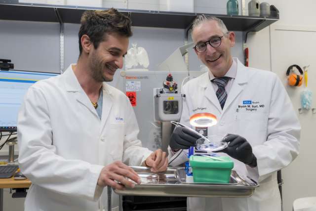 Two doctors in a lab