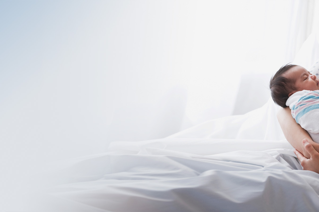 newborn-baby-and-mother-nomask