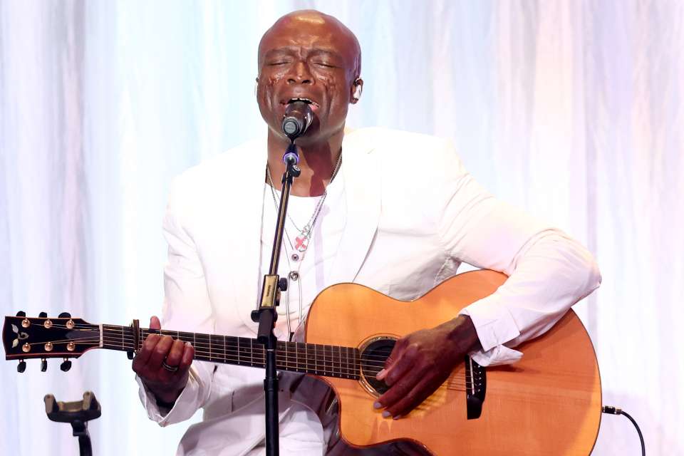 Seal performing at Taste for a Cure 2024