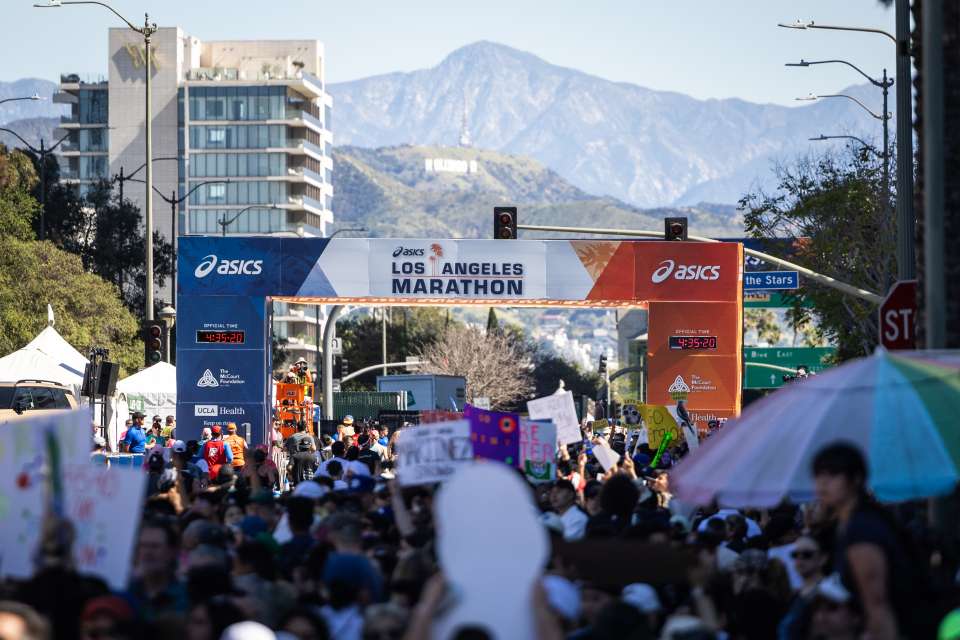 Panoramic view of the UCLA Health LA Marathon starting line