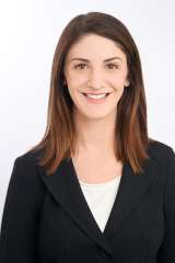 Dr. Madeleine Burg