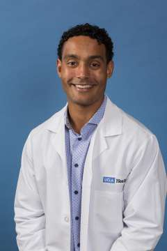 Headshot Justin Mitchell, MD