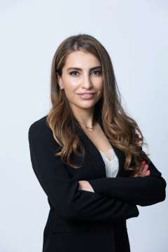 Mitra Heshmatpour headshot