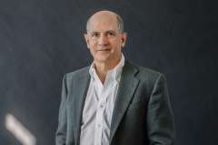 Dr. Thomas Rando