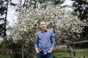 Dr. Andrew Levine