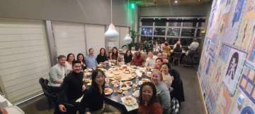 OB Anesthesia Division gathers for dinenr at restaurant 