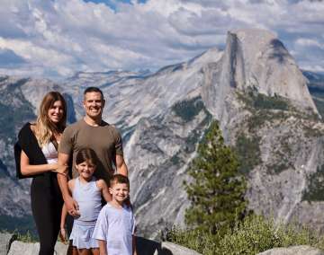 DAPM Dr. David Boldt and family in the mountains
