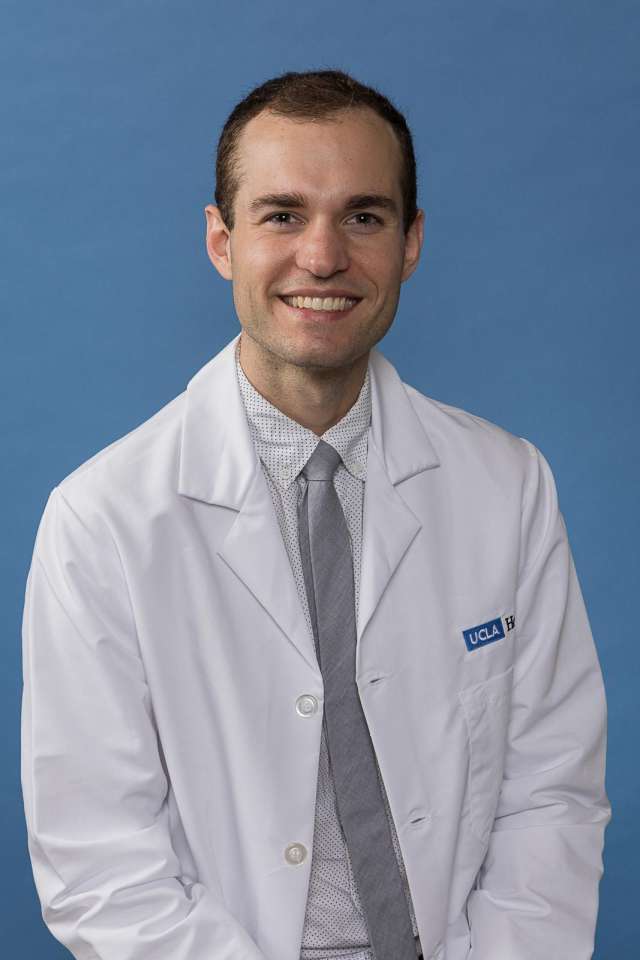 Headshot of Thibault Philippine, MD