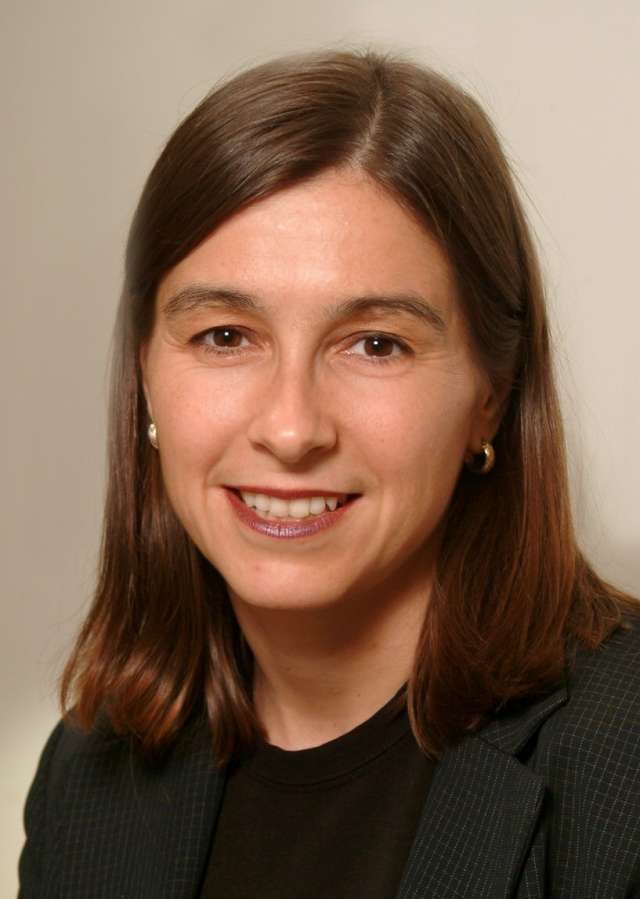 Dr. Jaqueline Casillas