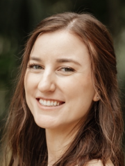 Headshot of Makayla Lindsay