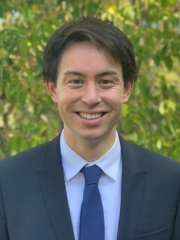 Dr. Michael Richardson