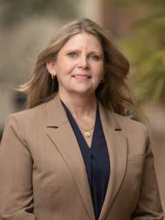 Dr. Shannon La Cava is director of the Simms Mann UCLA Center for Integrative Oncology. (Photo by Joshua Sudock/UCLA Health)