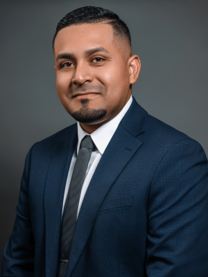 Dr. Emanuel Salcedo