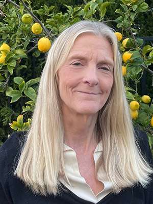 Headshot of Kathleen Sheridan Russell, LCSW, DSW