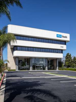 UCLA Torrance East-West Medicine
