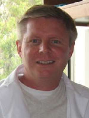 Martin Hewlson, MD
