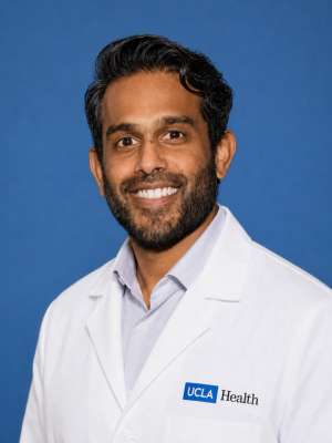 Aravinth Karunanandaa, MD