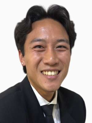 photo of Brett Muramato