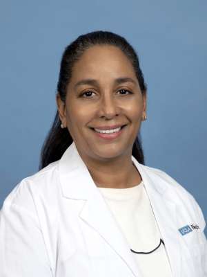 Zenaida Feliciano, MD