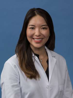 Ivanna L. Kenwood, DPM