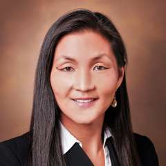 headshot of Dr. Eileen Shiuan