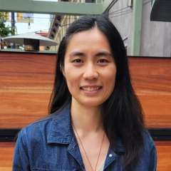 Chin, Jeanette - Dining outdoors