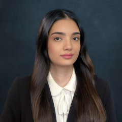 Mahtab Mashayekhi Headshot