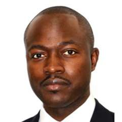 headshot of Dr. Akintunda Akinkuolie