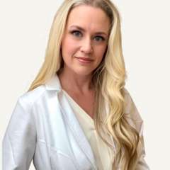 Carolyn Malhotra, CRNA