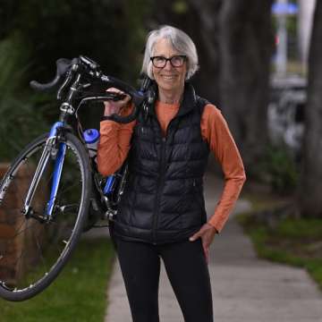 Jill Wesiman holding her bike